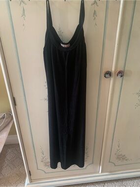 KIM Company 90s Little Black Slinky Dress